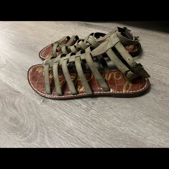 Sam Edelman Shoes - Sam Edelman Gilda Flat Gladiator Sandals Size 7